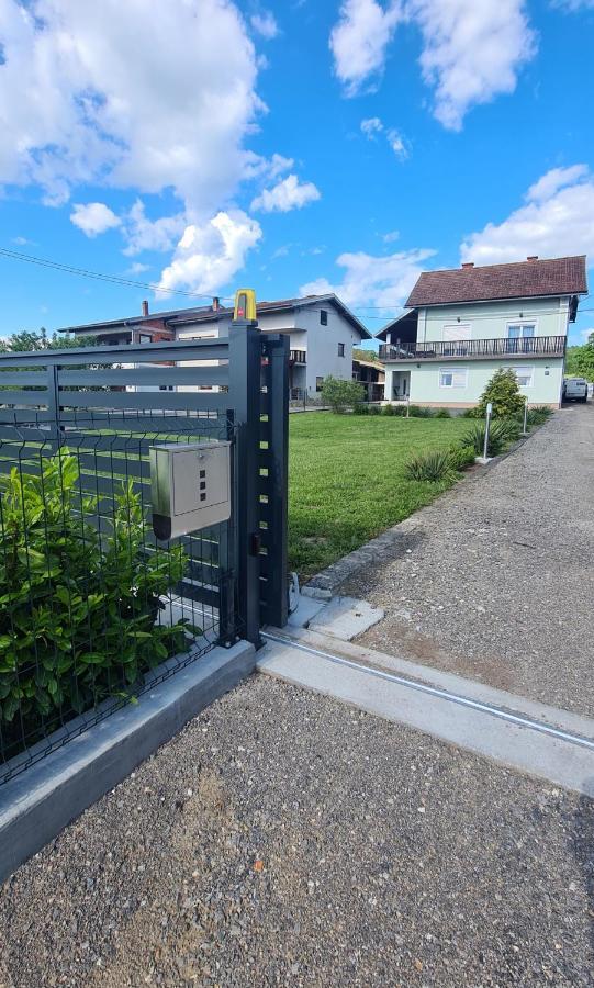 Apartman Lena Tusilovic 外观 照片