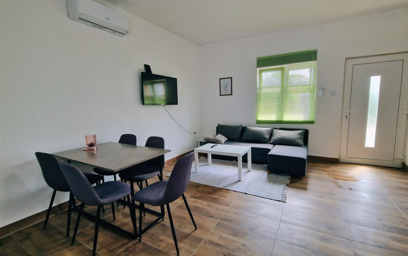 Apartman Lena Tusilovic 外观 照片