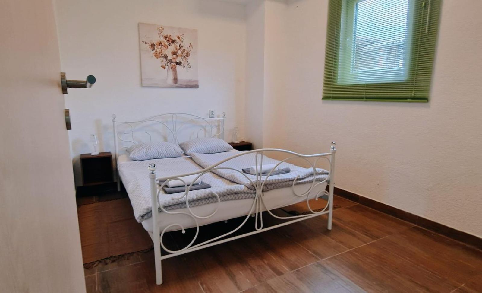 Apartman Lena Tusilovic 外观 照片